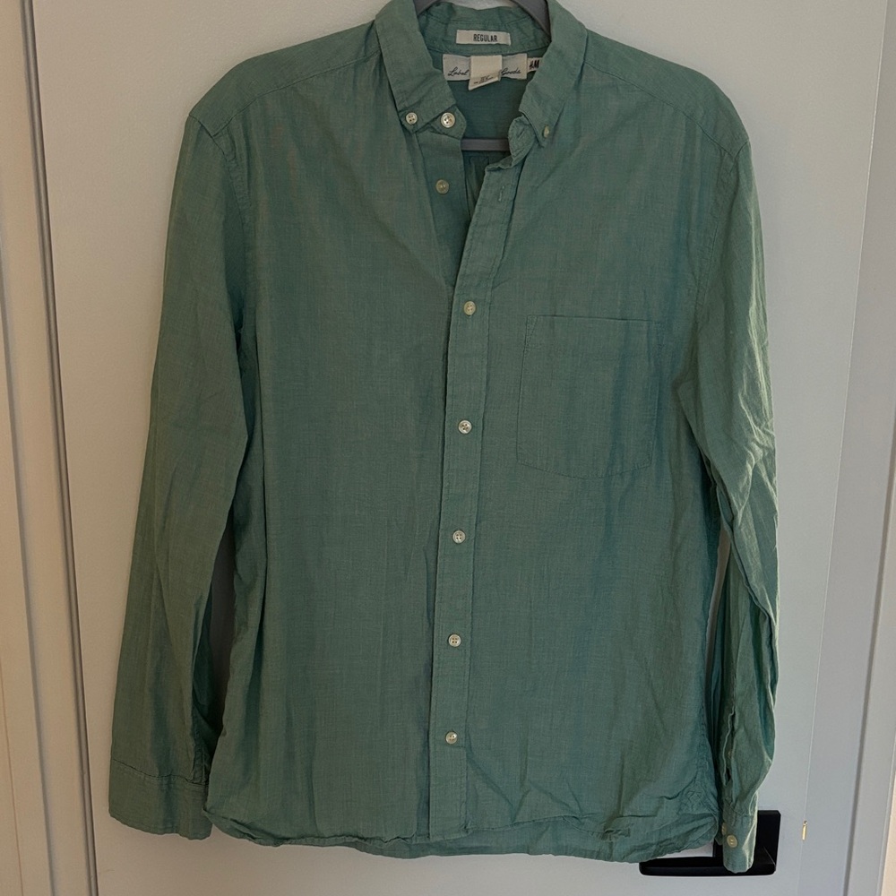 H&M Casual Green Button-Down Shirt